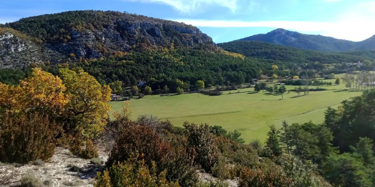 Montagne, Mer Et Verdon Séranon Exterior foto